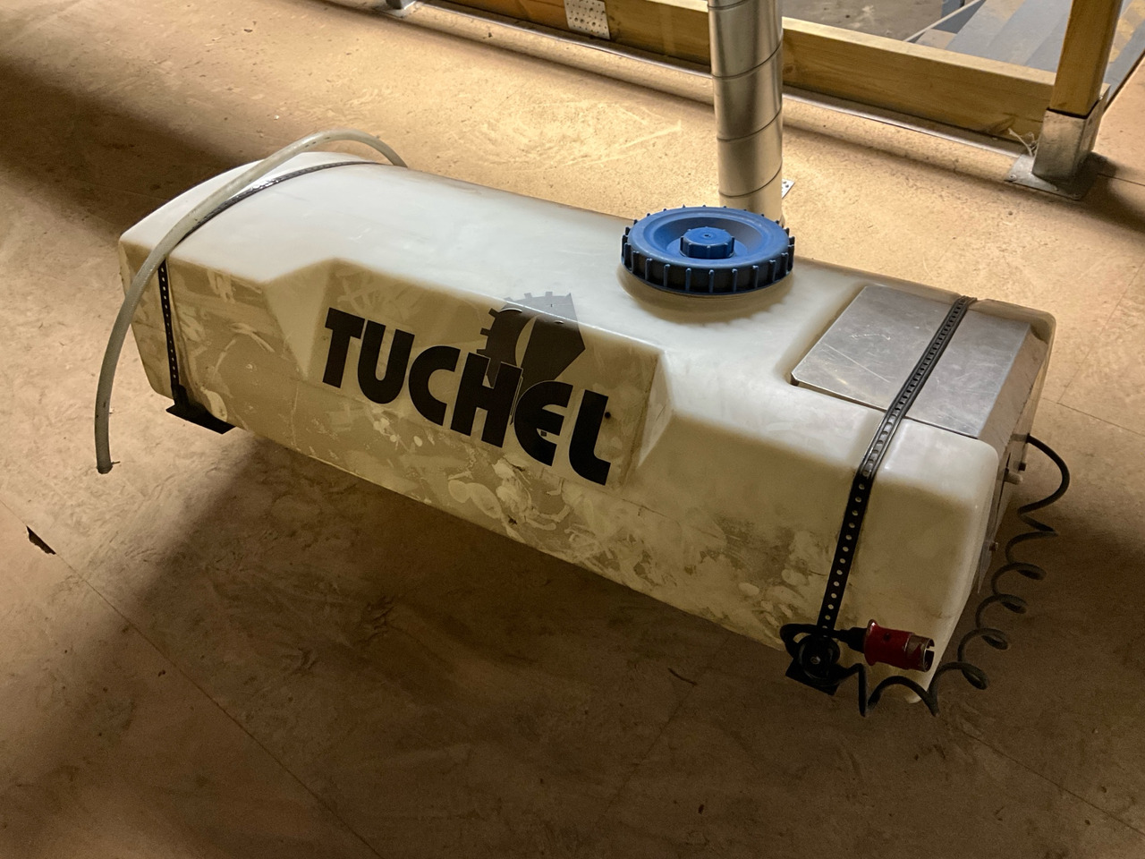 Tuchel - Matériel de chantier: photos 1 Tuchel - Matériel de chantier: photos 1