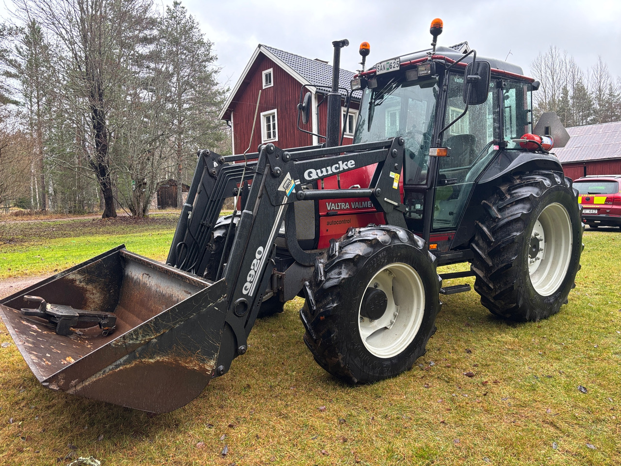 Valtra Valmet 700-4 - Tracteur agricole: photos 1 Valtra Valmet 700-4 - Tracteur agricole: photos 1