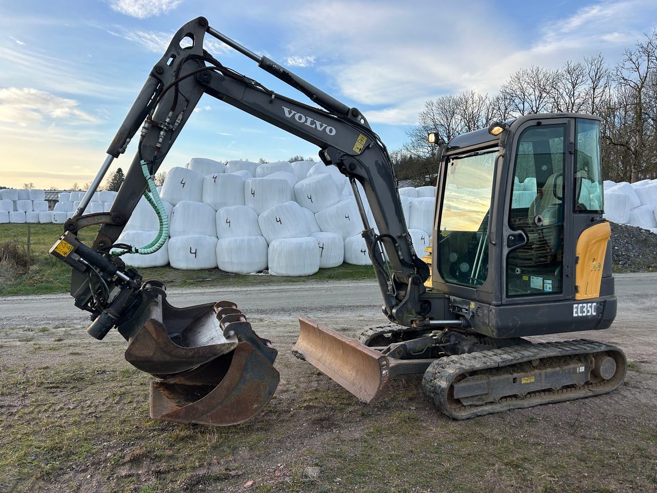 Volvo EC35C - Pelle: photos 1 Volvo EC35C - Pelle: photos 1