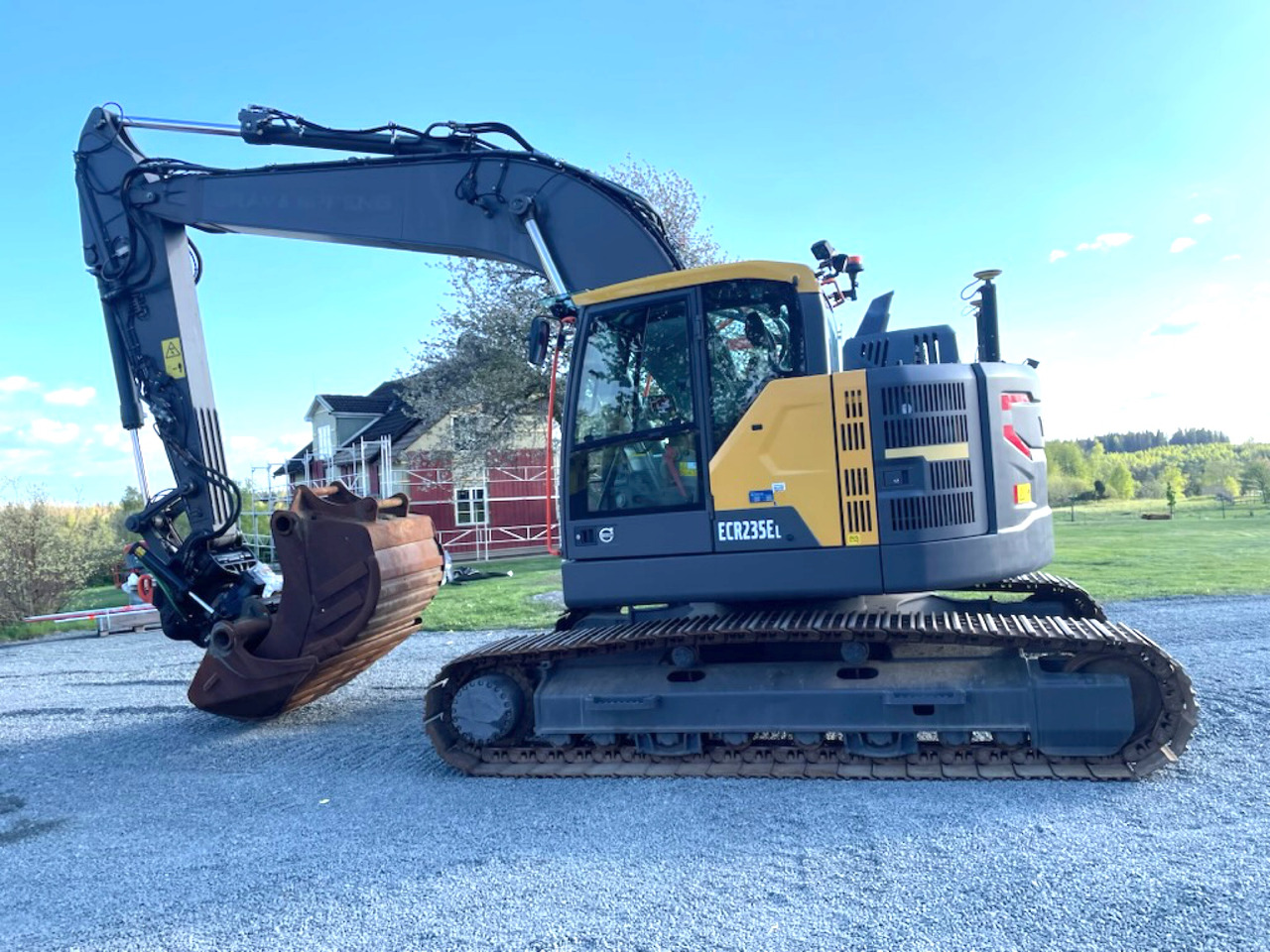 Volvo ECR235E - Pelle: photos 1 Volvo ECR235E - Pelle: photos 1