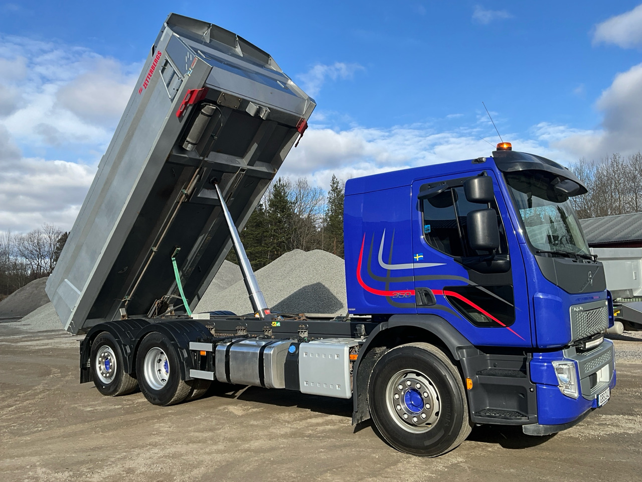 Volvo FE 350 - Camion benne: photos 1 Volvo FE 350 - Camion benne: photos 1