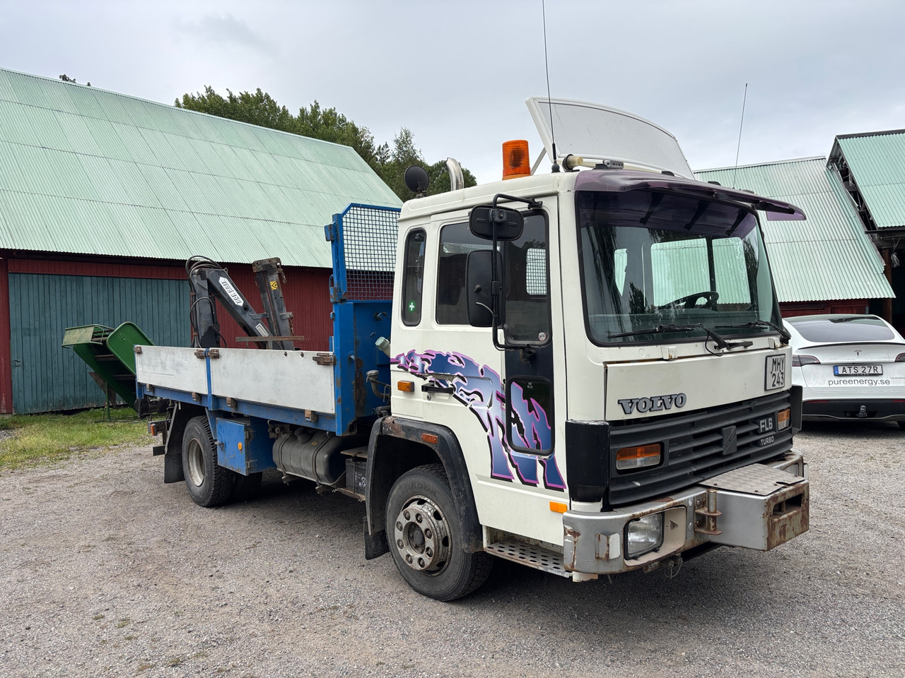 Volvo FL 611 - Camion grue: photos 1 Volvo FL 611 - Camion grue: photos 1