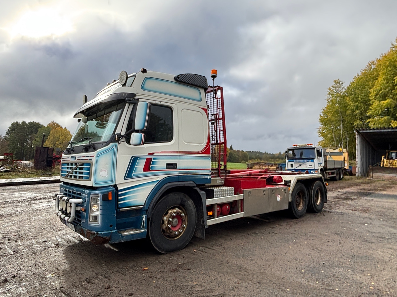 Volvo FM9-12 - Camion ampliroll: photos 1 Volvo FM9-12 - Camion ampliroll: photos 1