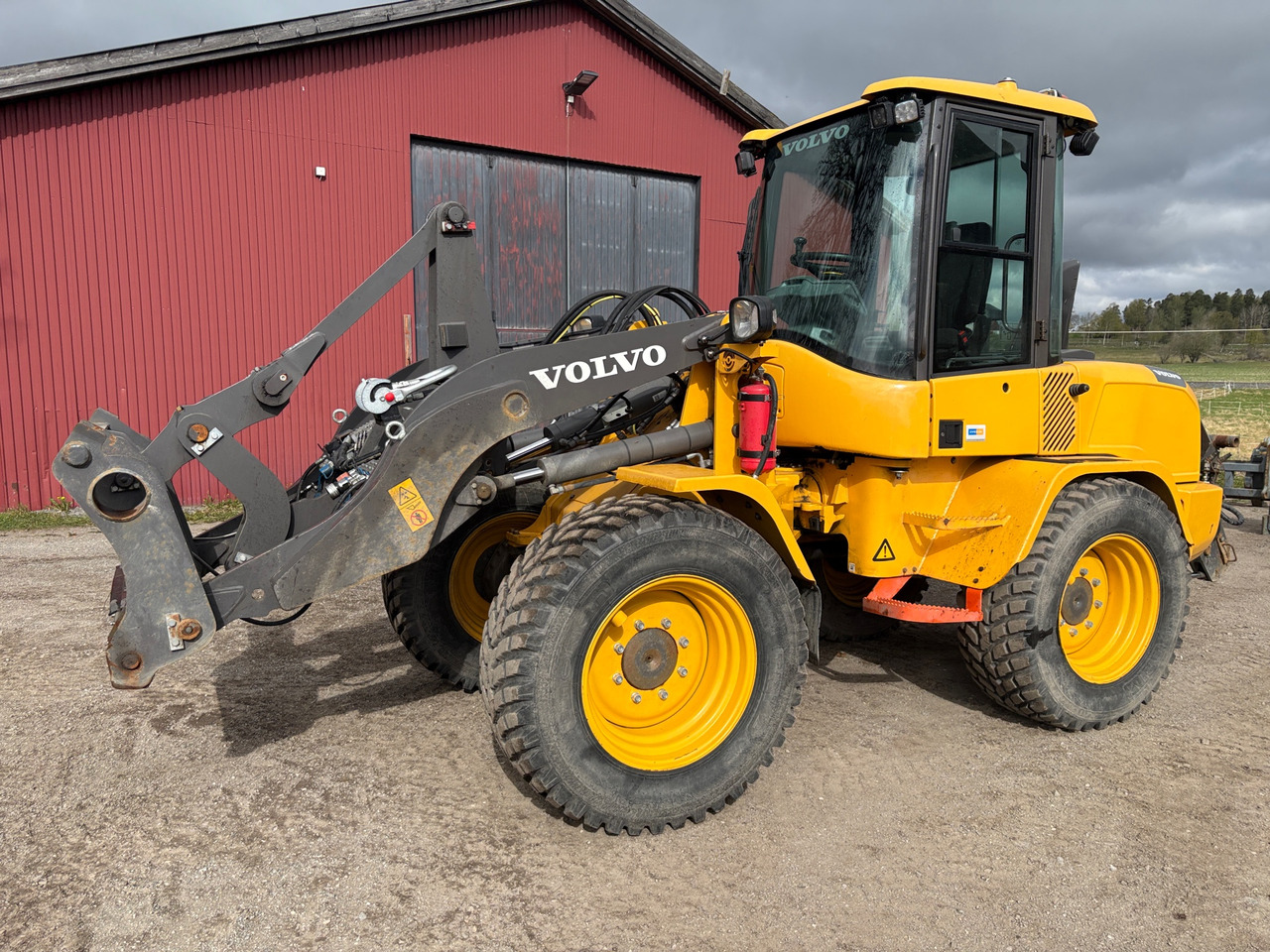 Volvo L35G - Chargeuse sur pneus: photos 1 Volvo L35G - Chargeuse sur pneus: photos 1