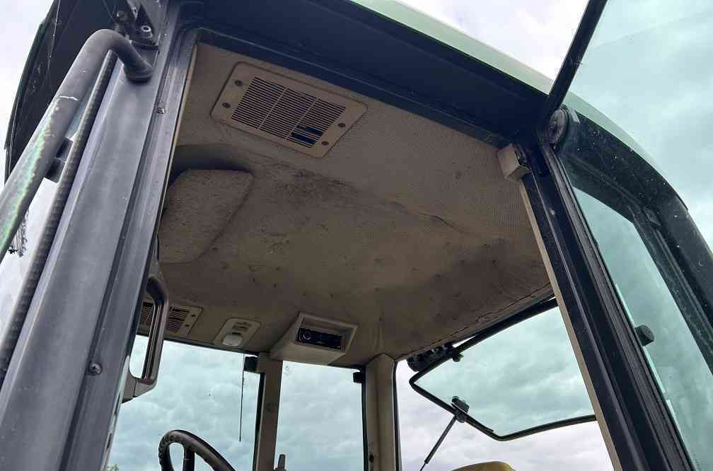 John Deere 6410 premium, tls airco, powerquad! - Tracteur agricole: photos 4 John Deere 6410 premium, tls airco, powerquad! - Tracteur agricole: photos 4