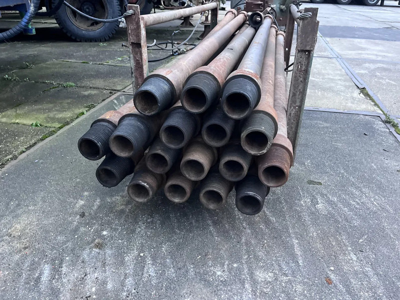 Boorbuizen set Drill string 17x3000mm Boorbuizen set 51 meter diameter 120 mm - Foreuse: photos 2 Boorbuizen set Drill string 17x3000mm Boorbuizen set 51 meter diameter 120 mm - Foreuse: photos 2
