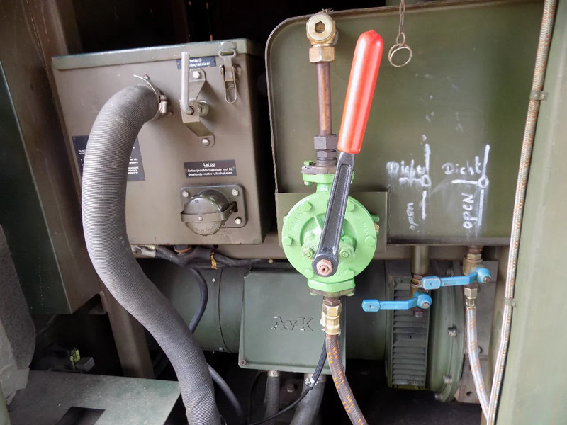 Groupe électrogène Bosch Bosch en Eisemann 25 kva aggregaat: photos 7