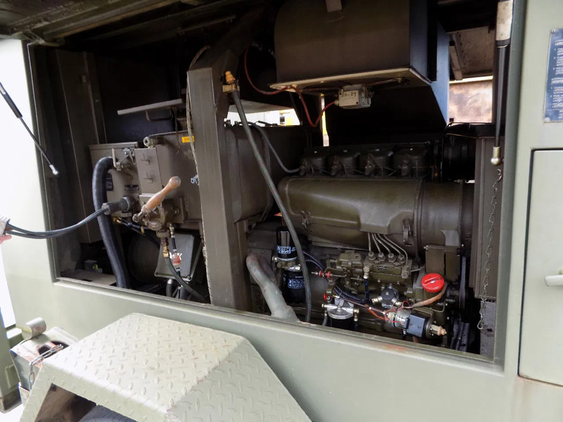 Groupe électrogène Bosch Bosch en Eisemann 25 kva aggregaat: photos 16