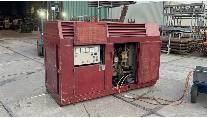 Bredenoord Cummins 60 KVA - Groupe électrogène: photos 1 Bredenoord Cummins 60 KVA - Groupe électrogène: photos 1