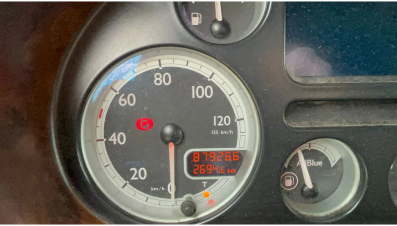 DAF CF 85.410 Schuifzijlen wagen 6x2 Daf CF85 - Camion fourgon: photos 5 DAF CF 85.410 Schuifzijlen wagen 6x2 Daf CF85 - Camion fourgon: photos 5