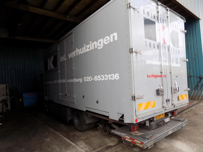 MAN 12 - Camion fourgon: photos 4 MAN 12 - Camion fourgon: photos 4