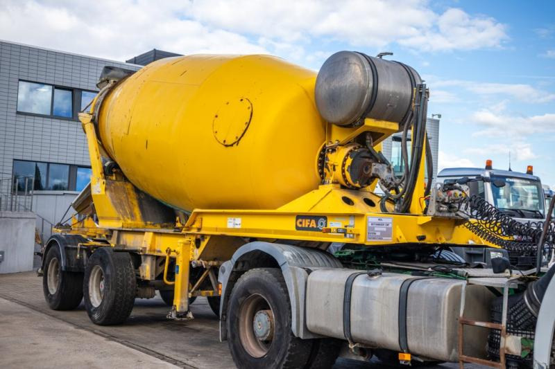 Cifa BETON MIXER/MALAXEUR/MISCHER-12M3- STEERING AXLE - Semi-remorque malaxeur: photos 2 Cifa BETON MIXER/MALAXEUR/MISCHER-12M3- STEERING AXLE - Semi-remorque malaxeur: photos 2
