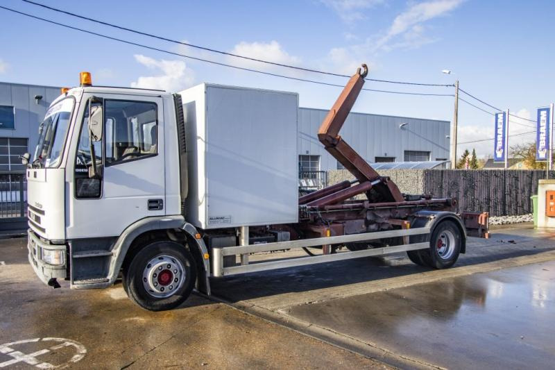 Iveco EUROCARGO 130E18 - Camion ampliroll: photos 1 Iveco EUROCARGO 130E18 - Camion ampliroll: photos 1
