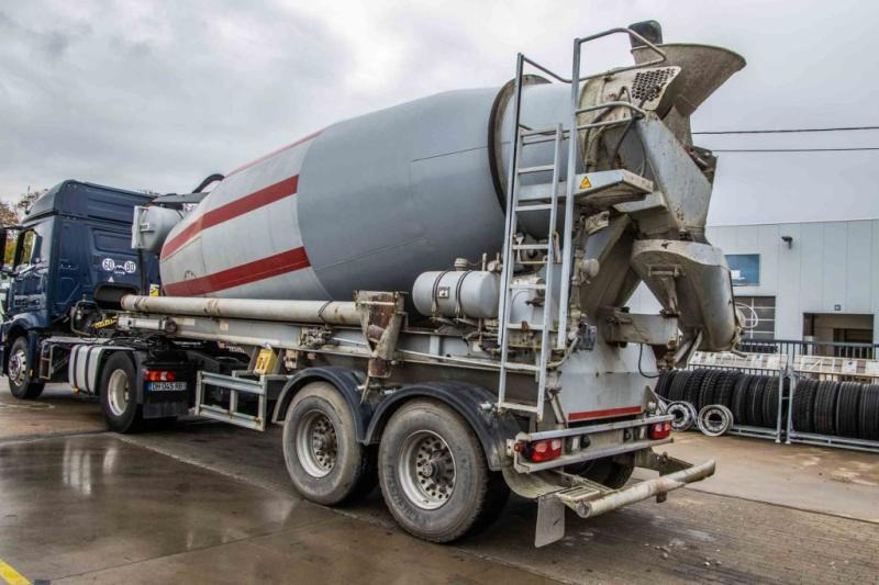 Liebherr BETON MIXER/MALAXEUR/MISCHER HTM 1204 - 12M³ - Semi-remorque malaxeur: photos 3 Liebherr BETON MIXER/MALAXEUR/MISCHER HTM 1204 - 12M³ - Semi-remorque malaxeur: photos 3