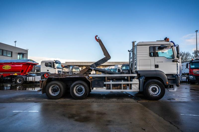 MAN TGA 33.430 BB - Camion ampliroll: photos 3 MAN TGA 33.430 BB - Camion ampliroll: photos 3