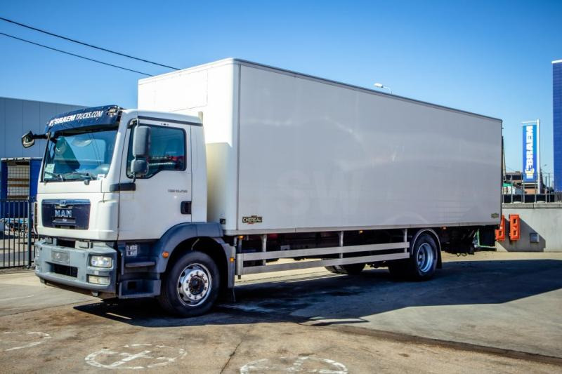MAN TGM 18.250 BL -E5 - Camion fourgon: photos 1 MAN TGM 18.250 BL -E5 - Camion fourgon: photos 1