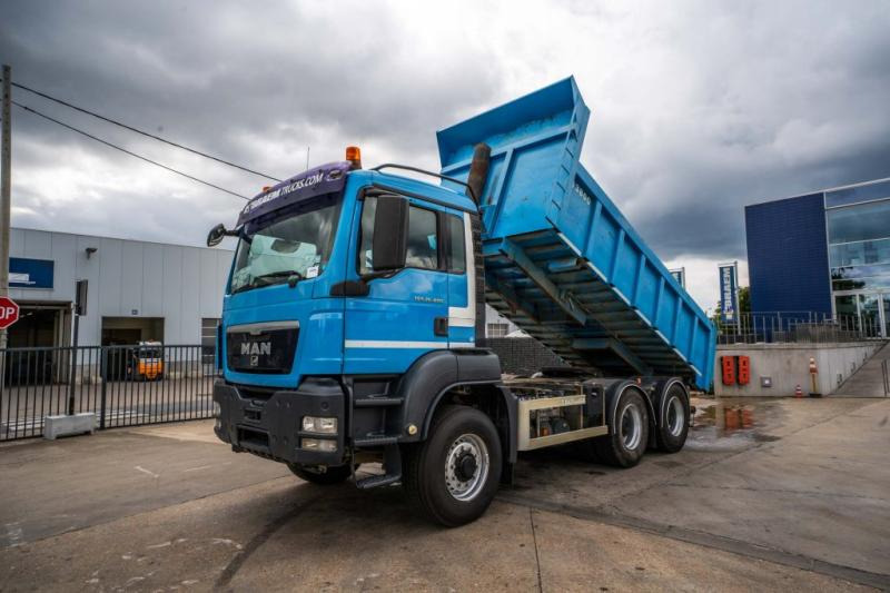 MAN TGS 26.400 BL 6X6H - TRACTOR / TIPPER - Camion benne: photos 1 MAN TGS 26.400 BL 6X6H - TRACTOR / TIPPER - Camion benne: photos 1