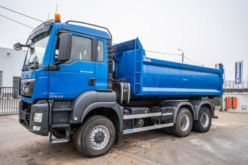 MAN TGS 33.420 BB (containerbak:+3000 € ) - Camion ampliroll: photos 1 MAN TGS 33.420 BB (containerbak:+3000 € ) - Camion ampliroll: photos 1