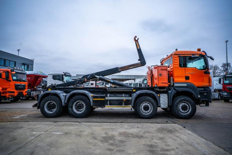 MAN TGS 35.440 BB - 8X8 - AJK - Camion ampliroll: photos 3 MAN TGS 35.440 BB - 8X8 - AJK - Camion ampliroll: photos 3