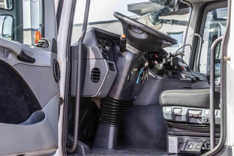 Mercedes ACTROS 2544-MP3+MAGYAR-INOX-18.200L+6COMP - Camion citerne: photos 5 Mercedes ACTROS 2544-MP3+MAGYAR-INOX-18.200L+6COMP - Camion citerne: photos 5