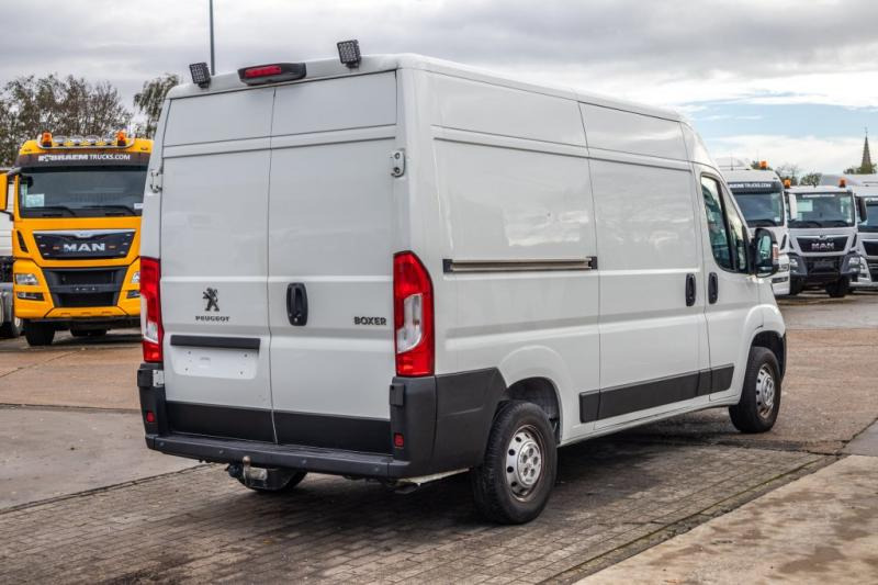 Peugeot BOXER 2.2 HDI - Fourgon utilitaire: photos 3 Peugeot BOXER 2.2 HDI - Fourgon utilitaire: photos 3