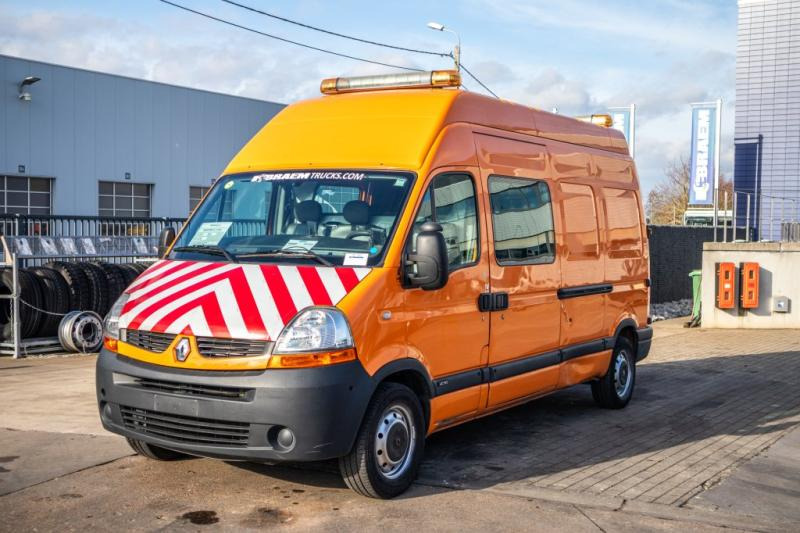 Renault MASTER 2.5 DCI - Fourgon utilitaire: photos 1 Renault MASTER 2.5 DCI - Fourgon utilitaire: photos 1