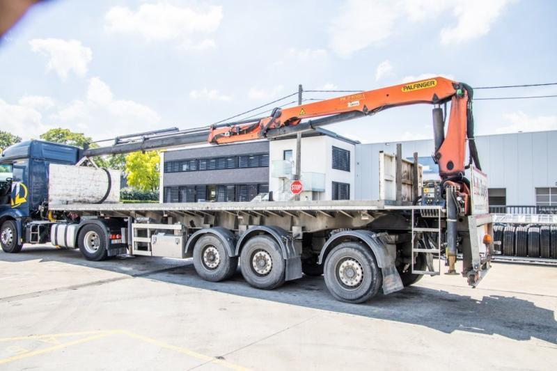 SYSTEM TRAILER CRANE/KRAN/GRUE-PALFINGER 24T/M+3EXT - Semi-remorque plateau: photos 3 SYSTEM TRAILER CRANE/KRAN/GRUE-PALFINGER 24T/M+3EXT - Semi-remorque plateau: photos 3