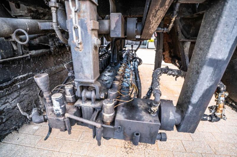 Camion citerne Scania SCANIA 124G420-6x4/BITUMEN/ASFALT: photos 8