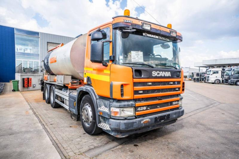 Scania SCANIA 124G420-6x4/BITUMEN/ASFALT - Camion citerne: photos 2 Scania SCANIA 124G420-6x4/BITUMEN/ASFALT - Camion citerne: photos 2