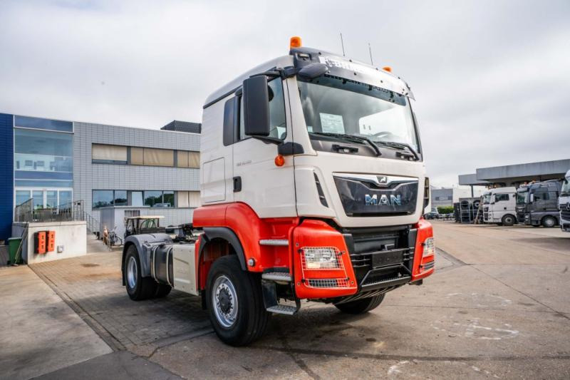 MAN TGS 18.460 BLS 4X4 + kiphydr. (Cardan) - Tracteur routier: photos 2 MAN TGS 18.460 BLS 4X4 + kiphydr. (Cardan) - Tracteur routier: photos 2