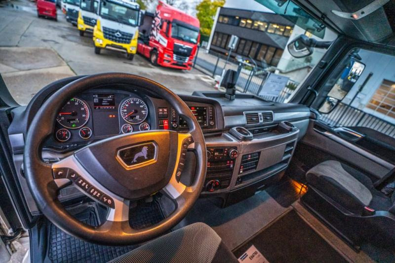 Tracteur routier MAN TGX 18.470 XLX BLS+HYDR.: photos 10 Tracteur routier MAN TGX 18.470 XLX BLS+HYDR.: photos 10