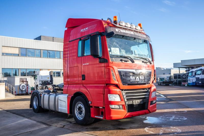 MAN TGX 18.500 XLX LLS - Tracteur routier: photos 2 MAN TGX 18.500 XLX LLS - Tracteur routier: photos 2