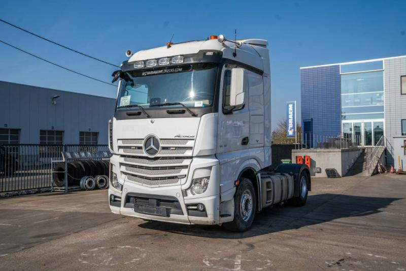 Mercedes ACTROS 1846 LS + kiphydr. - Tracteur routier: photos 1 Mercedes ACTROS 1846 LS + kiphydr. - Tracteur routier: photos 1