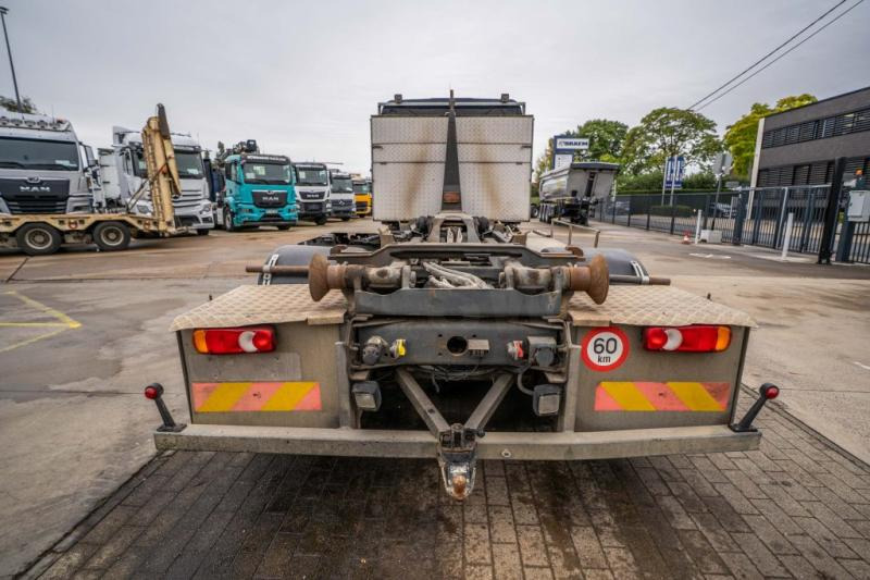 Volvo FL 240- 7p. + PALIFT - Camion ampliroll: photos 5 Volvo FL 240- 7p. + PALIFT - Camion ampliroll: photos 5