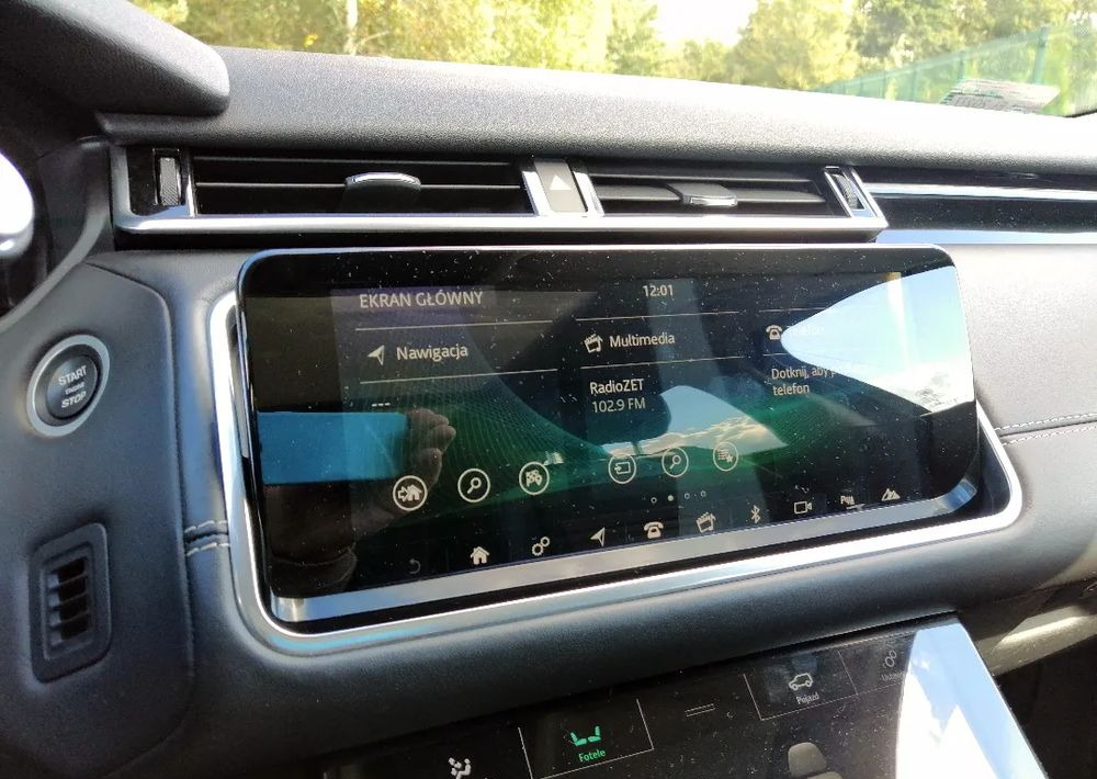 SUV Land Rover Range Rover Velar 3.0 Si6 R-Dynamic: photos 9