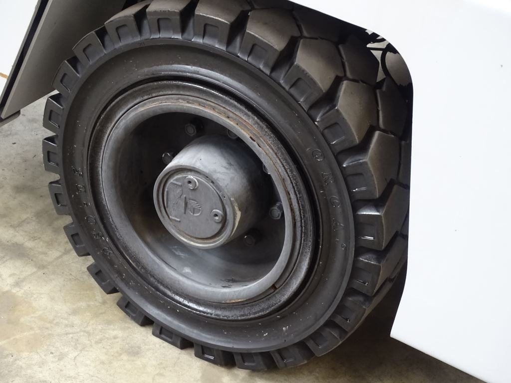 Chariot latéral Hubtex S50G - 652 MTH - GAS: photos 10 Chariot latéral Hubtex S50G - 652 MTH - GAS: photos 10