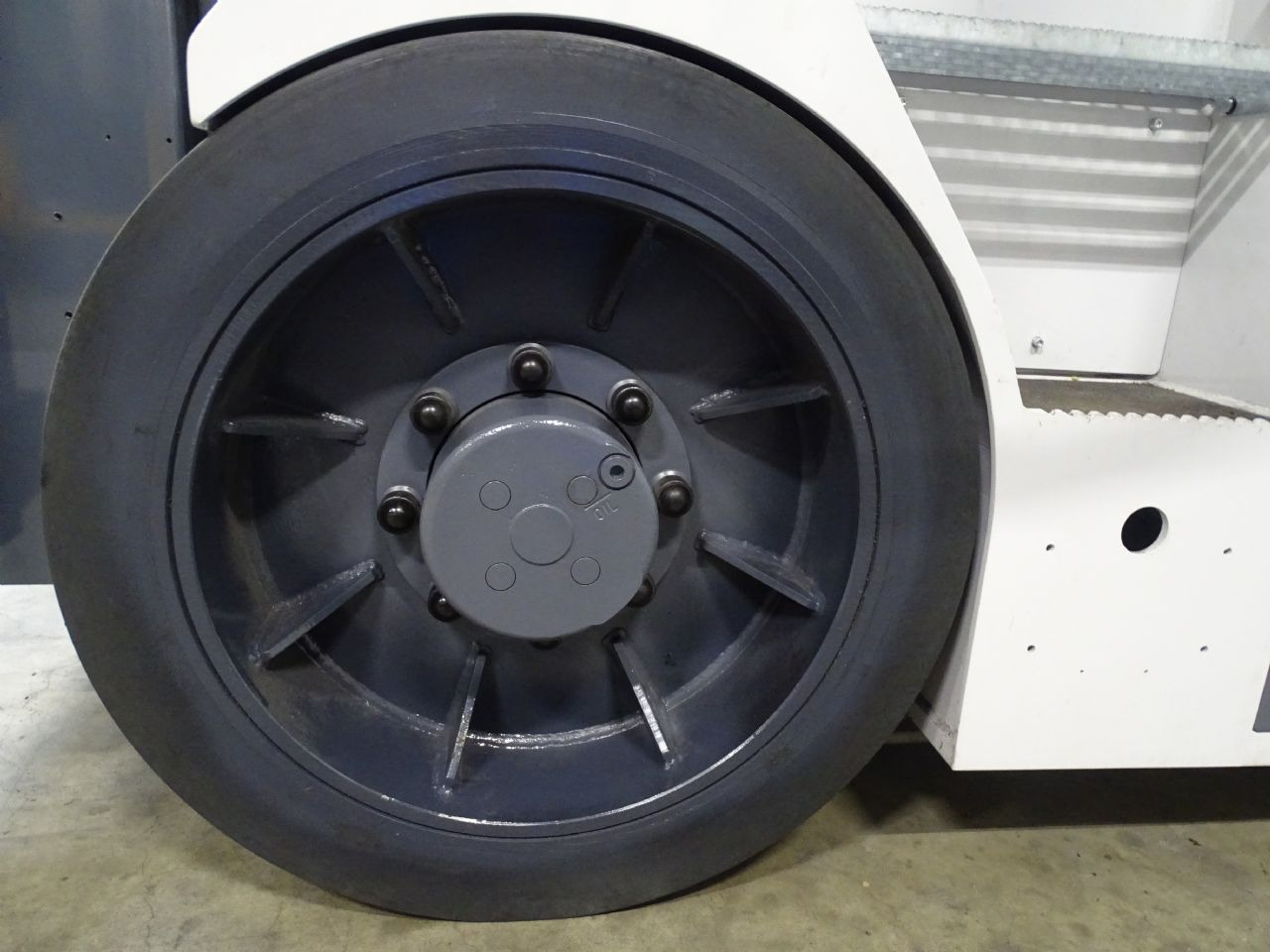 Montini MR10 - Li-ION - TRIPLEX - DEMO - Chariot élévateur électrique: photos 2 Montini MR10 - Li-ION - TRIPLEX - DEMO - Chariot élévateur électrique: photos 2