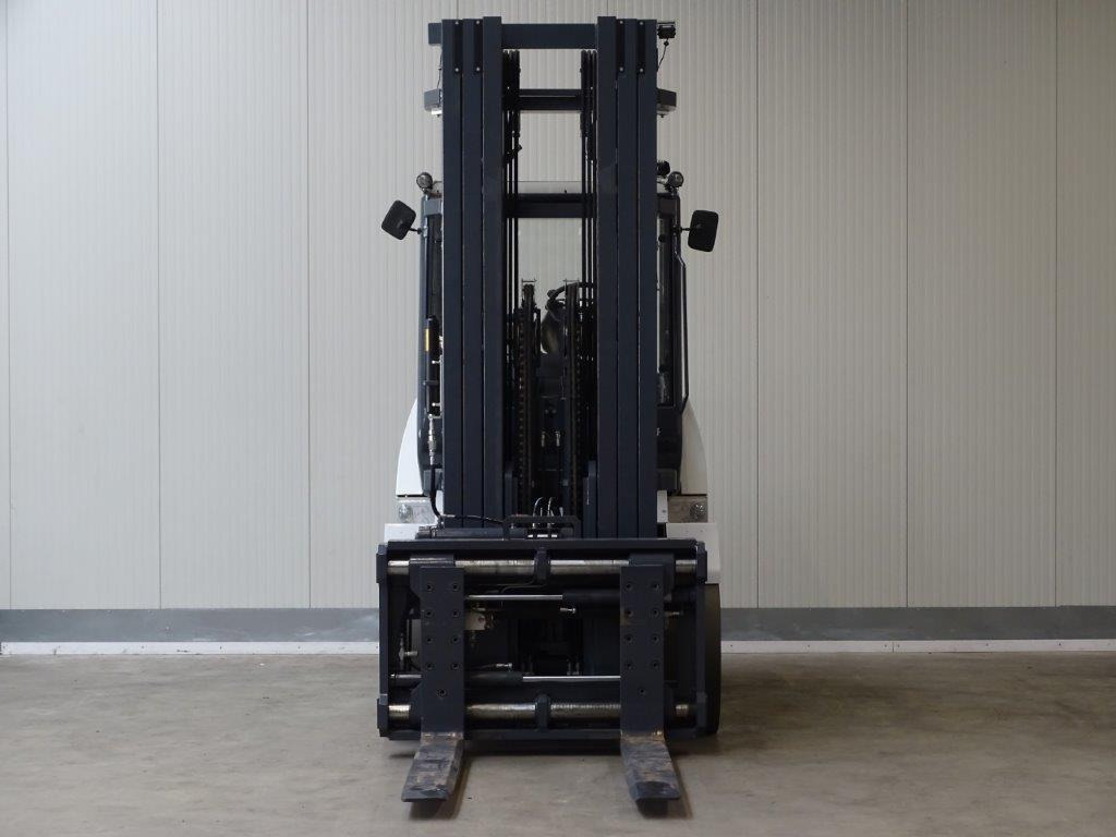 Montini MR10 - TRIPLEX - DEMO - Chariot élévateur électrique: photos 4 Montini MR10 - TRIPLEX - DEMO - Chariot élévateur électrique: photos 4