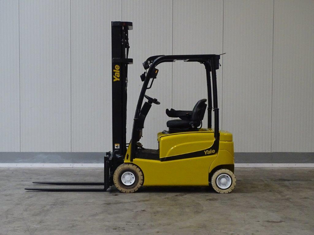 Yale ERP16VF - TRIPLEX - Chariot élévateur électrique: photos 3 Yale ERP16VF - TRIPLEX - Chariot élévateur électrique: photos 3