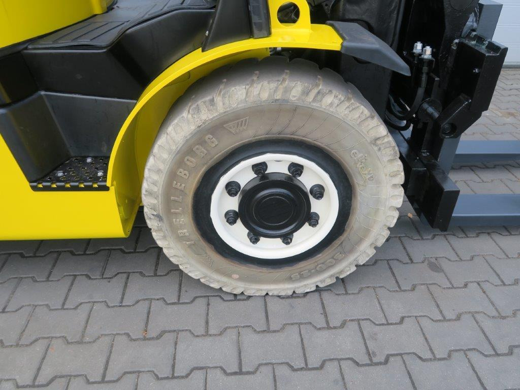 Chariot élévateur Yale GLP50VX TRIPLEX Container-Indoor-Stapler: photos 10 Chariot élévateur Yale GLP50VX TRIPLEX Container-Indoor-Stapler: photos 10