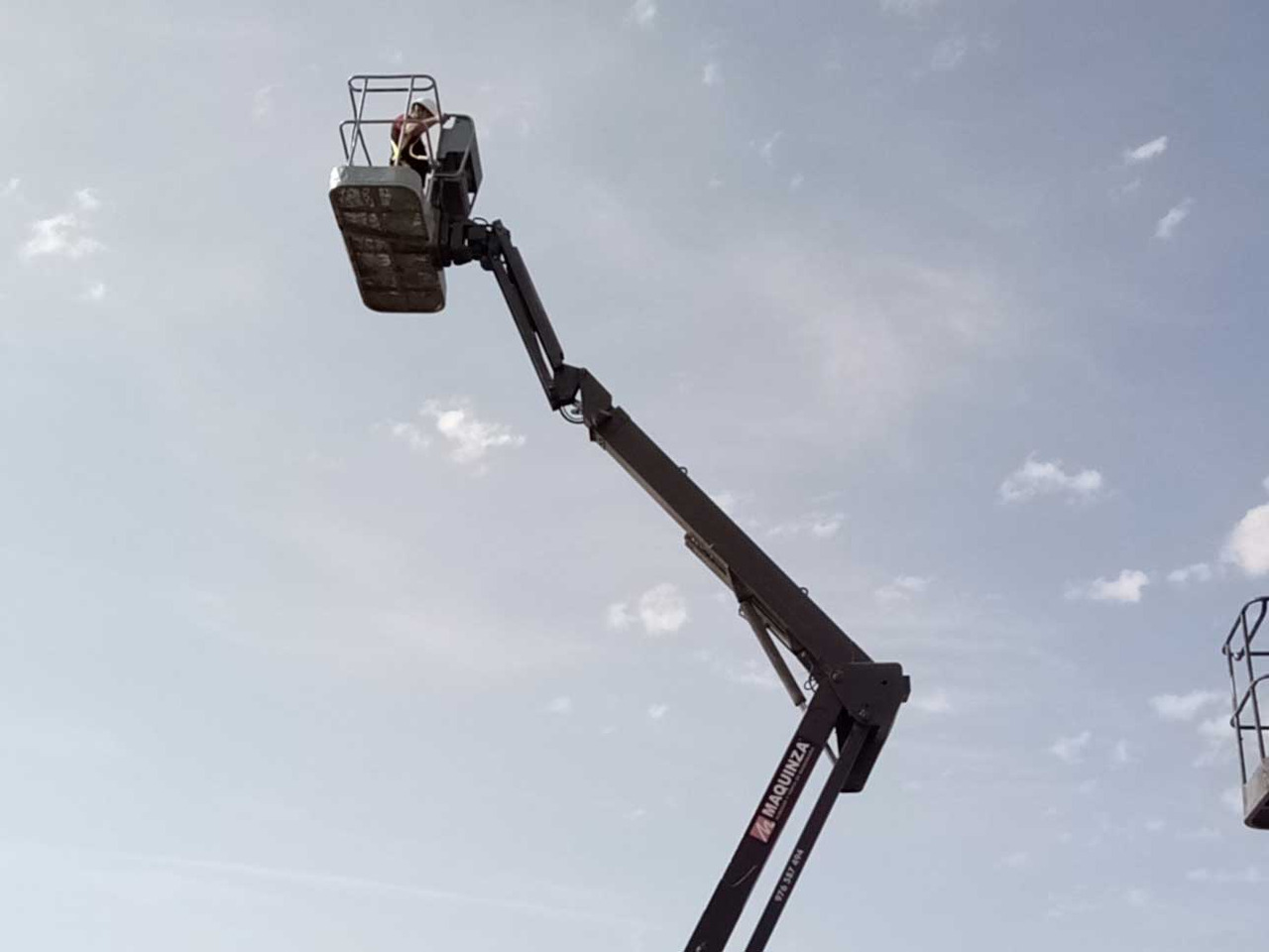 MANITOU 160ATJ EJE OSCILANTE - Nacelle articulée: photos 3 MANITOU 160ATJ EJE OSCILANTE - Nacelle articulée: photos 3