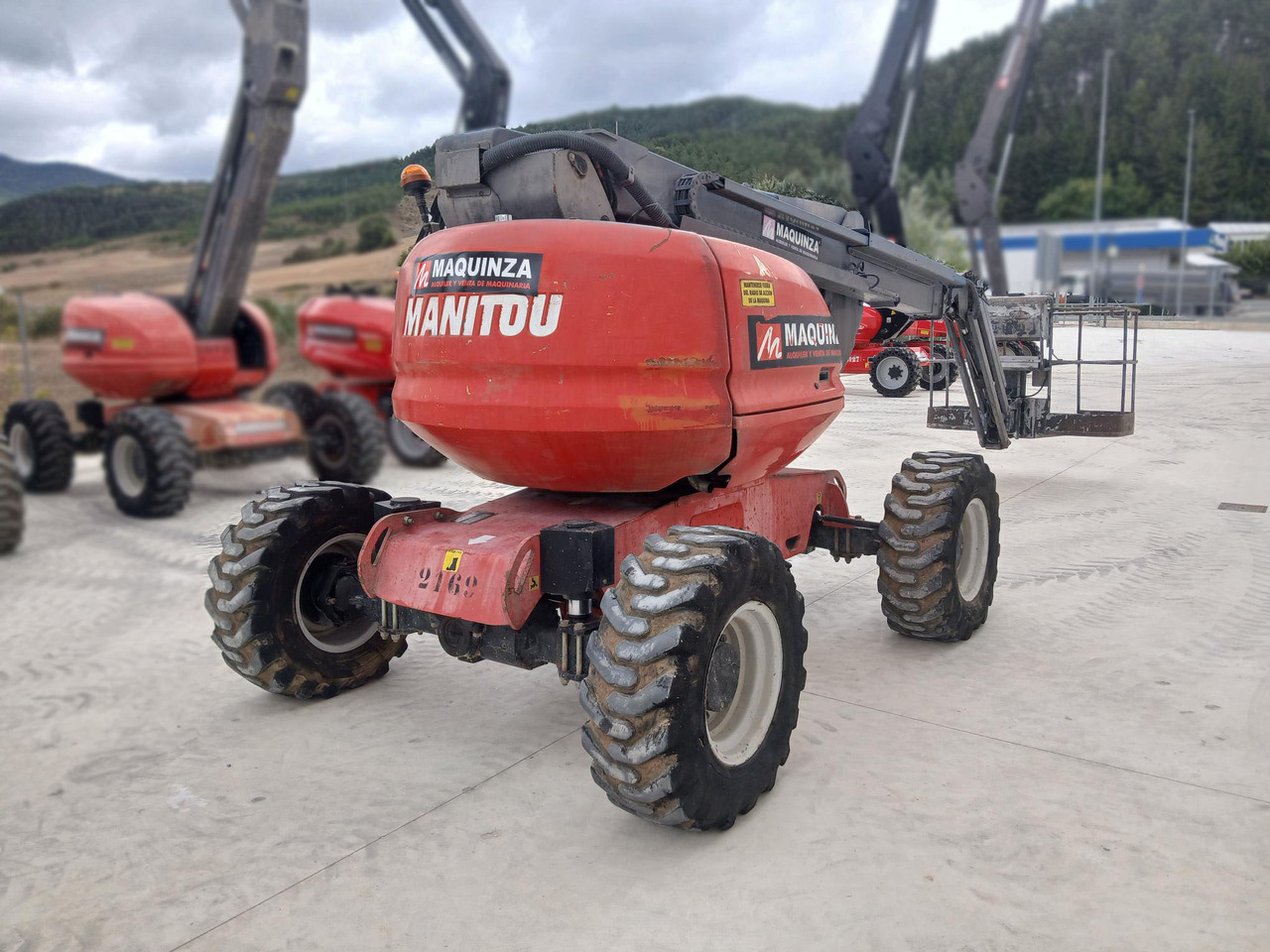 MANITOU 180ATJ - Nacelle articulée: photos 3 MANITOU 180ATJ - Nacelle articulée: photos 3