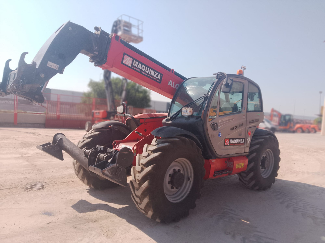 MANITOU MT1335 EASY - Chariot télescopique: photos 1 MANITOU MT1335 EASY - Chariot télescopique: photos 1