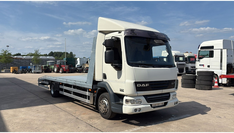 DAF LF 45.210 (EURO 5 / HOLLAND TRUCK / NEW CONSTRUCTION / EURO 5 / PERFECT CONDITION) - Camion porte-voitures: photos 3 DAF LF 45.210 (EURO 5 / HOLLAND TRUCK / NEW CONSTRUCTION / EURO 5 / PERFECT CONDITION) - Camion porte-voitures: photos 3