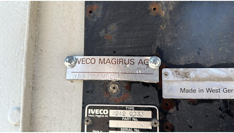 Camion benne Iveco MAGIRUS 260 - 34 (LIVRAISON GRATUITE AU PORT D'ANVERS / POMPE MANUELLE): photos 17 Camion benne Iveco MAGIRUS 260 - 34 (LIVRAISON GRATUITE AU PORT D'ANVERS / POMPE MANUELLE): photos 17