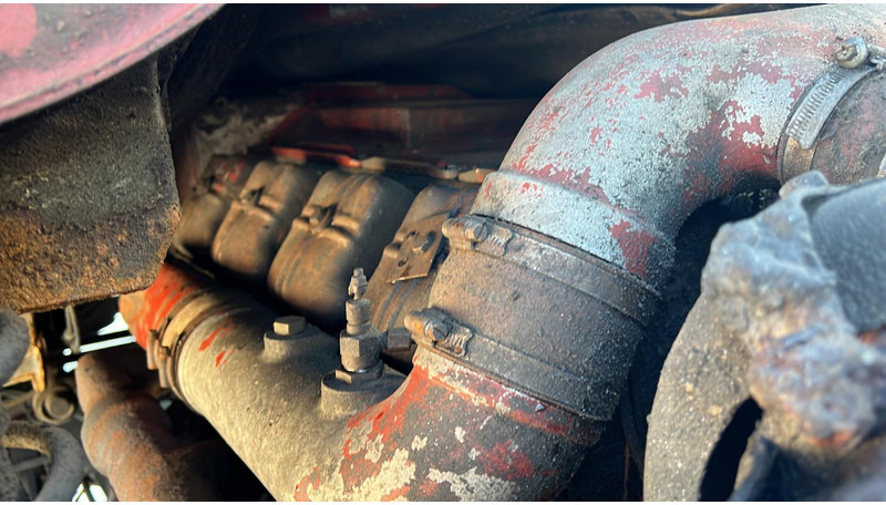 Camion benne Iveco MAGIRUS 260 - 34 (LIVRAISON GRATUITE AU PORT D'ANVERS / POMPE MANUELLE): photos 19 Camion benne Iveco MAGIRUS 260 - 34 (LIVRAISON GRATUITE AU PORT D'ANVERS / POMPE MANUELLE): photos 19