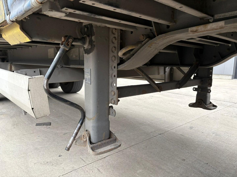 Semi-remorque rideaux coulissants LAG OL-29-HL (HOLLAND TRAILER / DRUM BRAKES / FREINS TAMBOURS): photos 6 Semi-remorque rideaux coulissants LAG OL-29-HL (HOLLAND TRAILER / DRUM BRAKES / FREINS TAMBOURS): photos 6