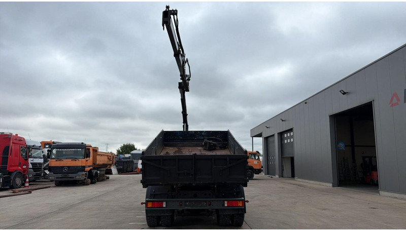 MAN LE 250 (MANUAL PUMP / MANUAL GEARBOX / TIPPER + CRANE / GOOD CONDITION) - Camion benne, Camion grue: photos 5 MAN LE 250 (MANUAL PUMP / MANUAL GEARBOX / TIPPER + CRANE / GOOD CONDITION) - Camion benne, Camion grue: photos 5