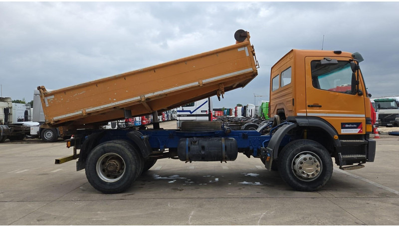 Mercedes-Benz Atego 1928 (PARFAIT ETAT / BOITE MANUELLE / GRAND PONT / LAMES) - Camion benne: photos 4 Mercedes-Benz Atego 1928 (PARFAIT ETAT / BOITE MANUELLE / GRAND PONT / LAMES) - Camion benne: photos 4