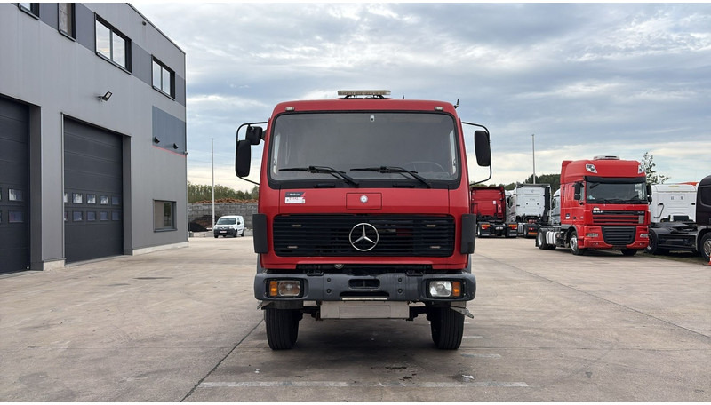 Mercedes-Benz SK 2233 (GRAND PONT / V8 AVEC 2X TURBO / BIG AXLE) - Châssis cabine: photos 2 Mercedes-Benz SK 2233 (GRAND PONT / V8 AVEC 2X TURBO / BIG AXLE) - Châssis cabine: photos 2